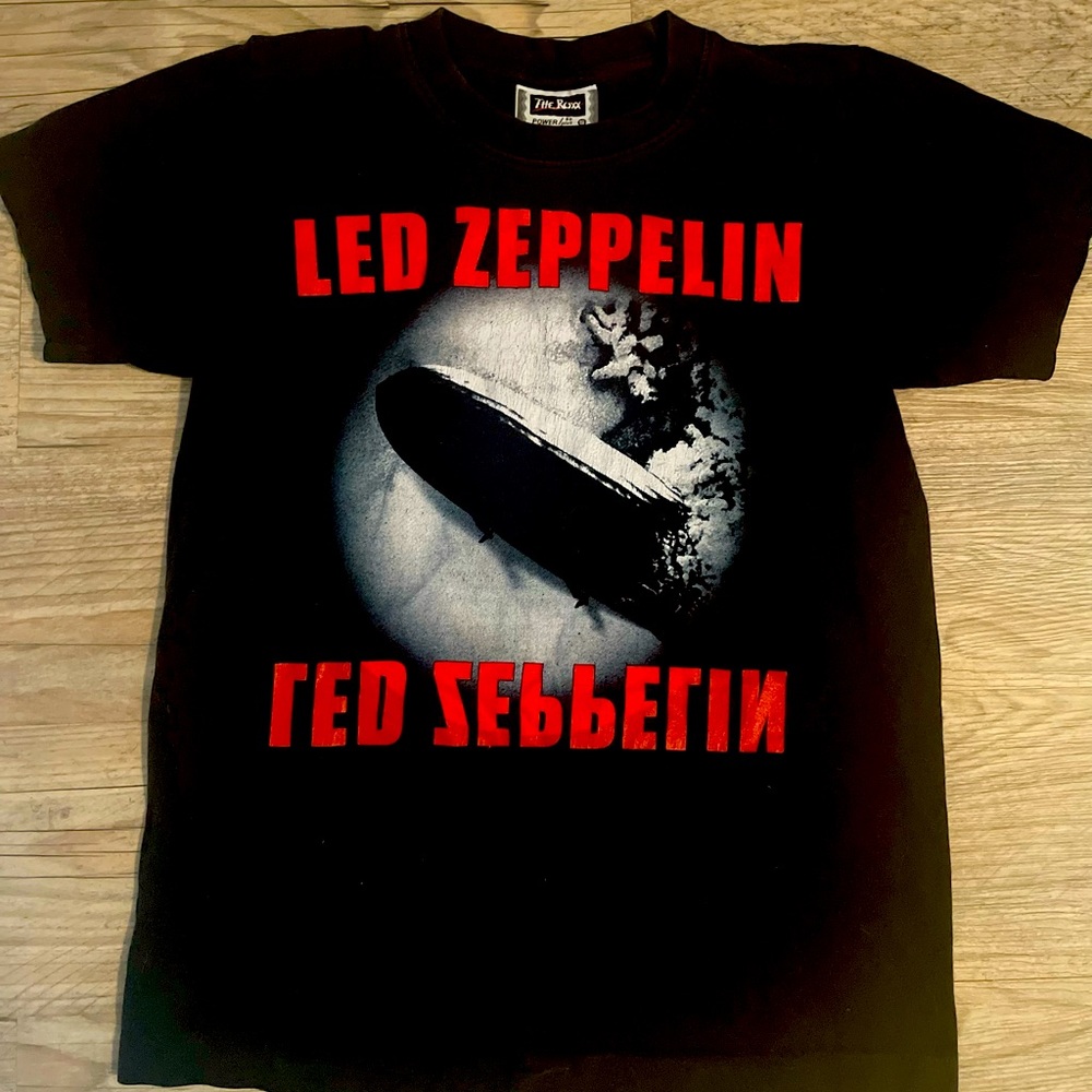 Led Zeppelin shirt